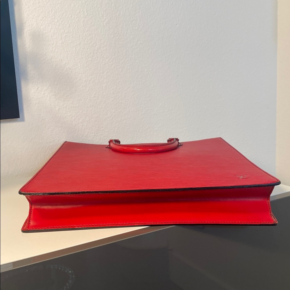 Louis Vuitton Vintage Red Epi Leather Sac Plat GM - Picture 4 of 17